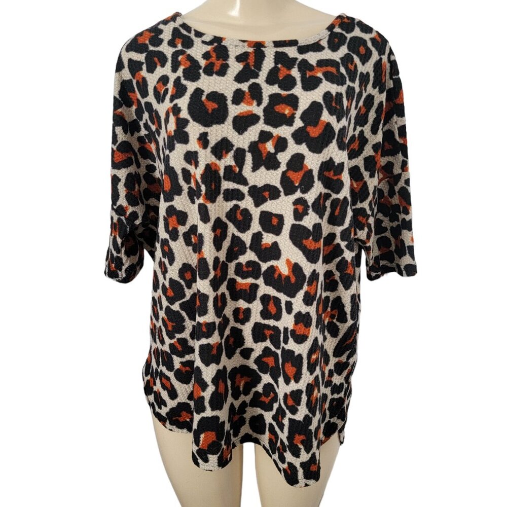 NWOT Lildy Leopard Print Waffle Knit 3/4 Length Sleeve Tunic